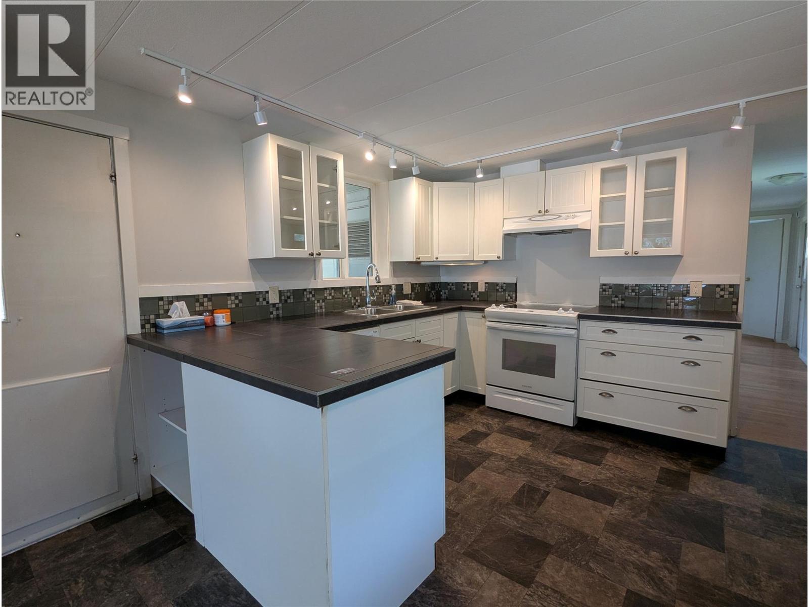80 3535 Casorso Road, Kelowna