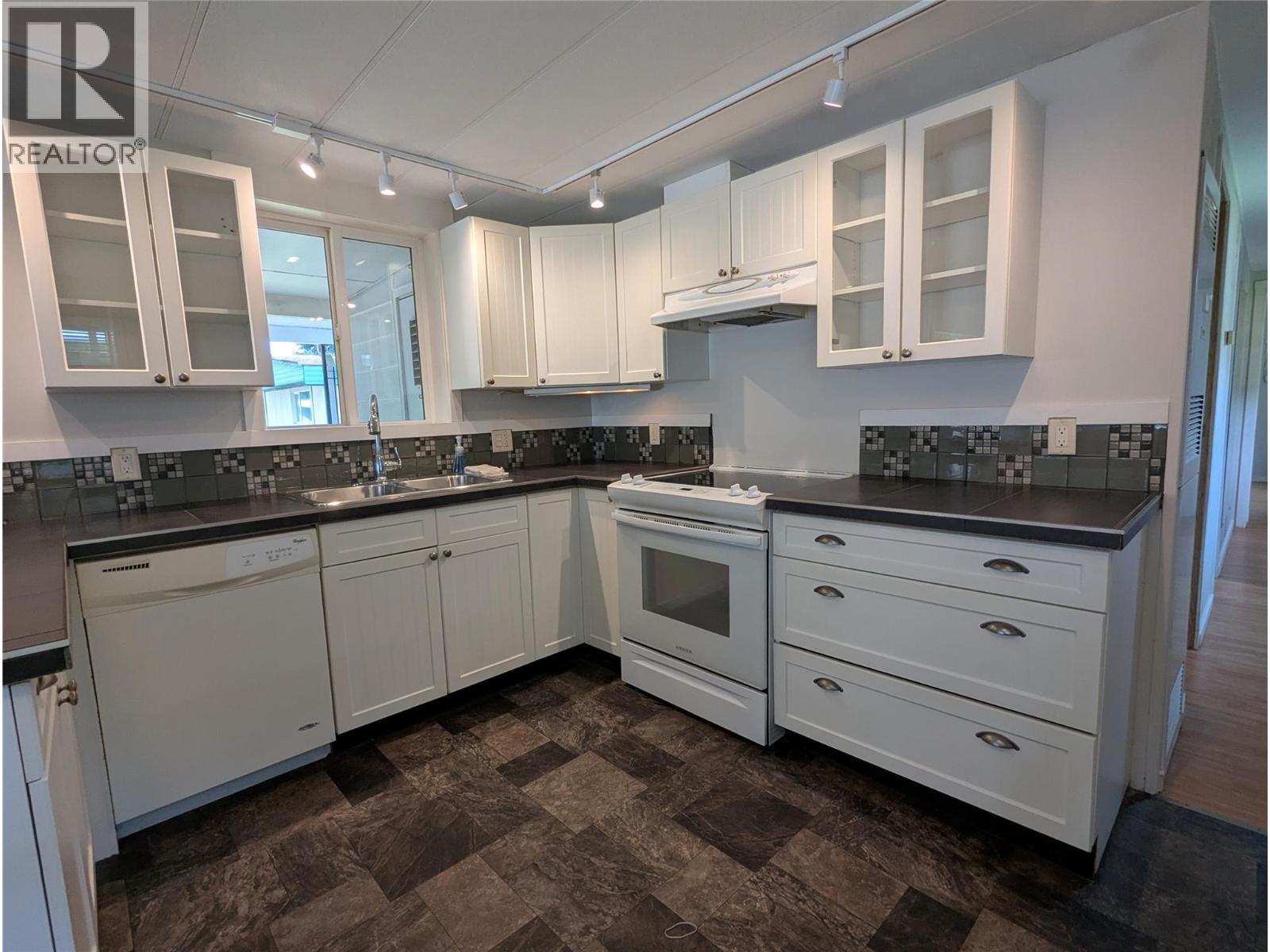 80 3535 Casorso Road, Kelowna
