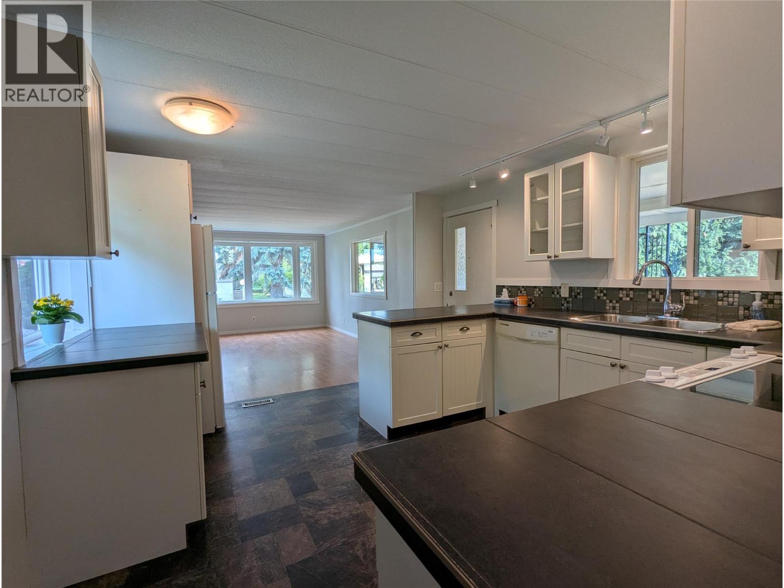 80 3535 Casorso Road, Kelowna