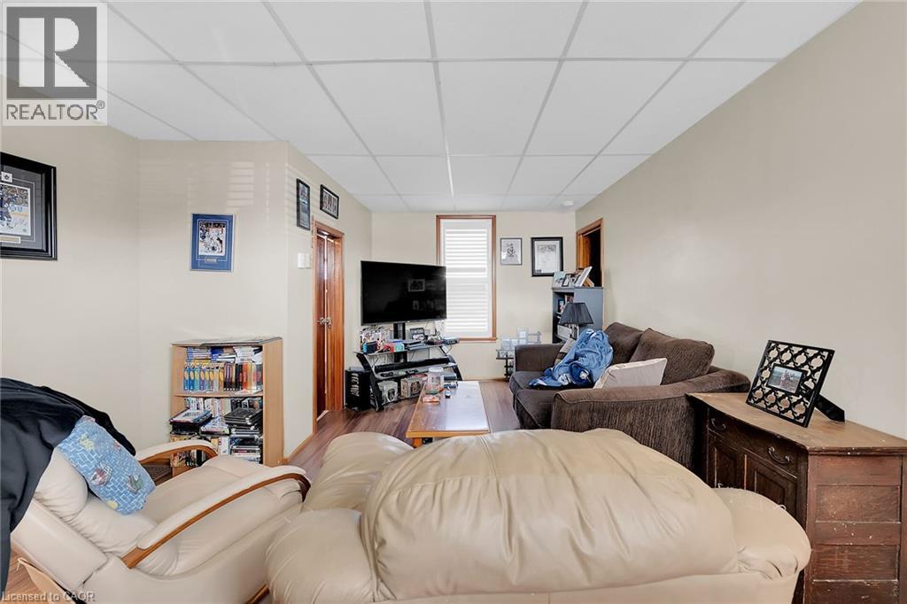 526 STEELE STREET - 19