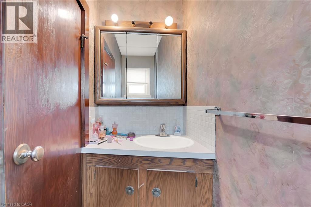 526 STEELE STREET - 21