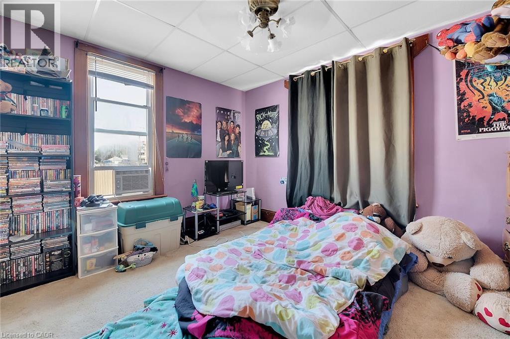 526 STEELE STREET - 22
