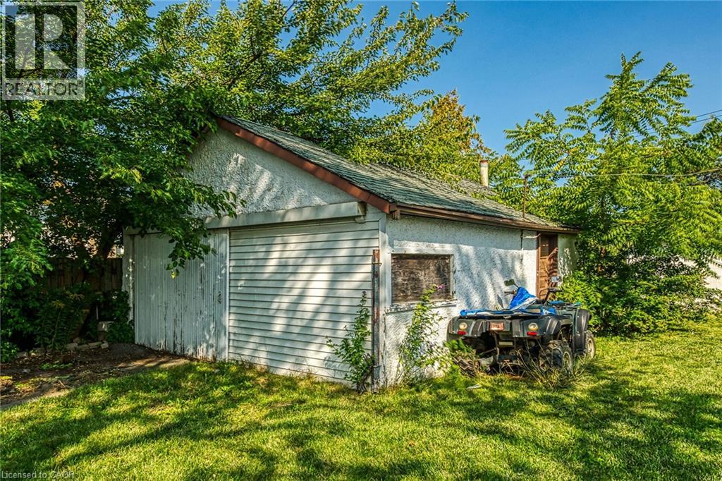 526 STEELE STREET - 24