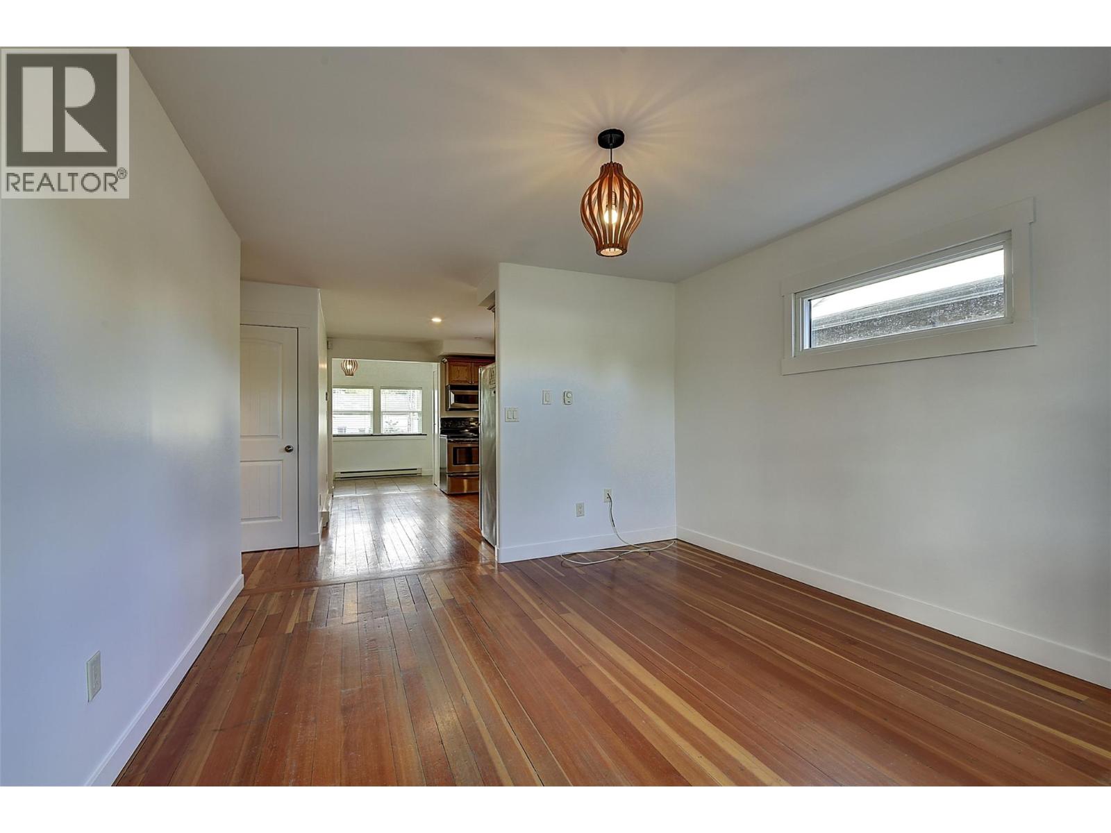  928 Fuller Avenue, Kelowna