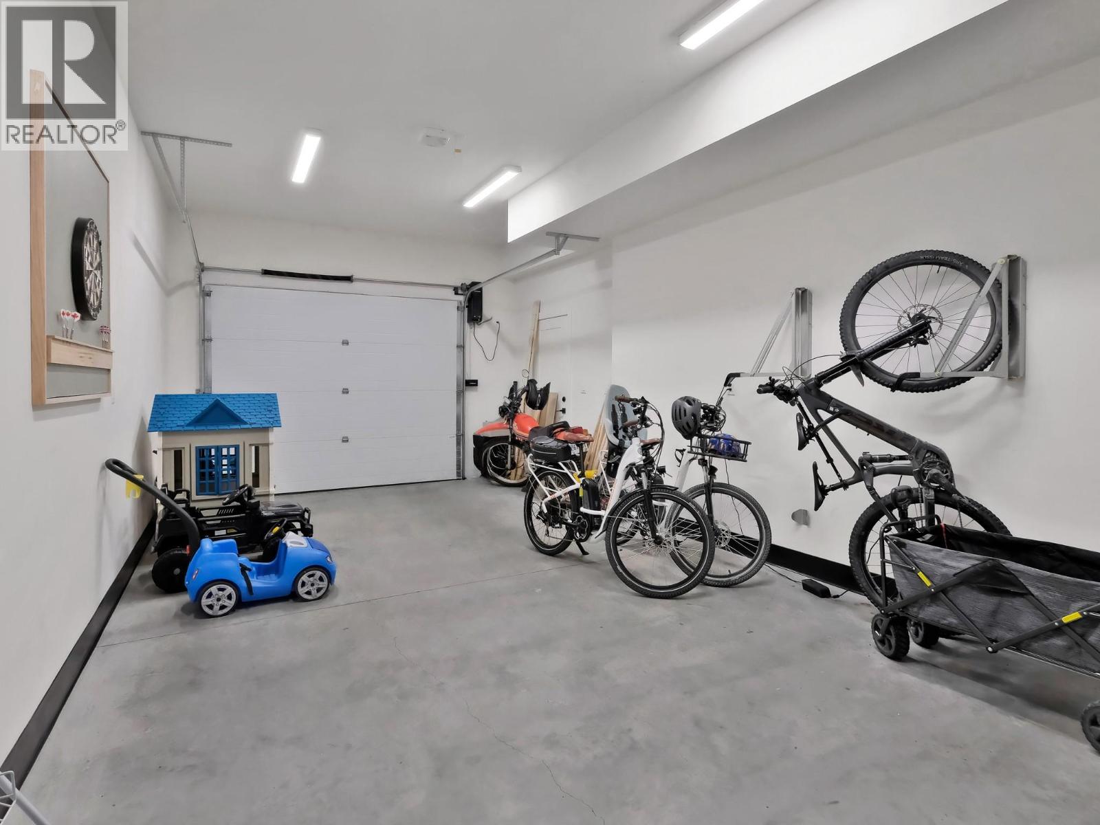 101 151 ABBOTT Street, Penticton