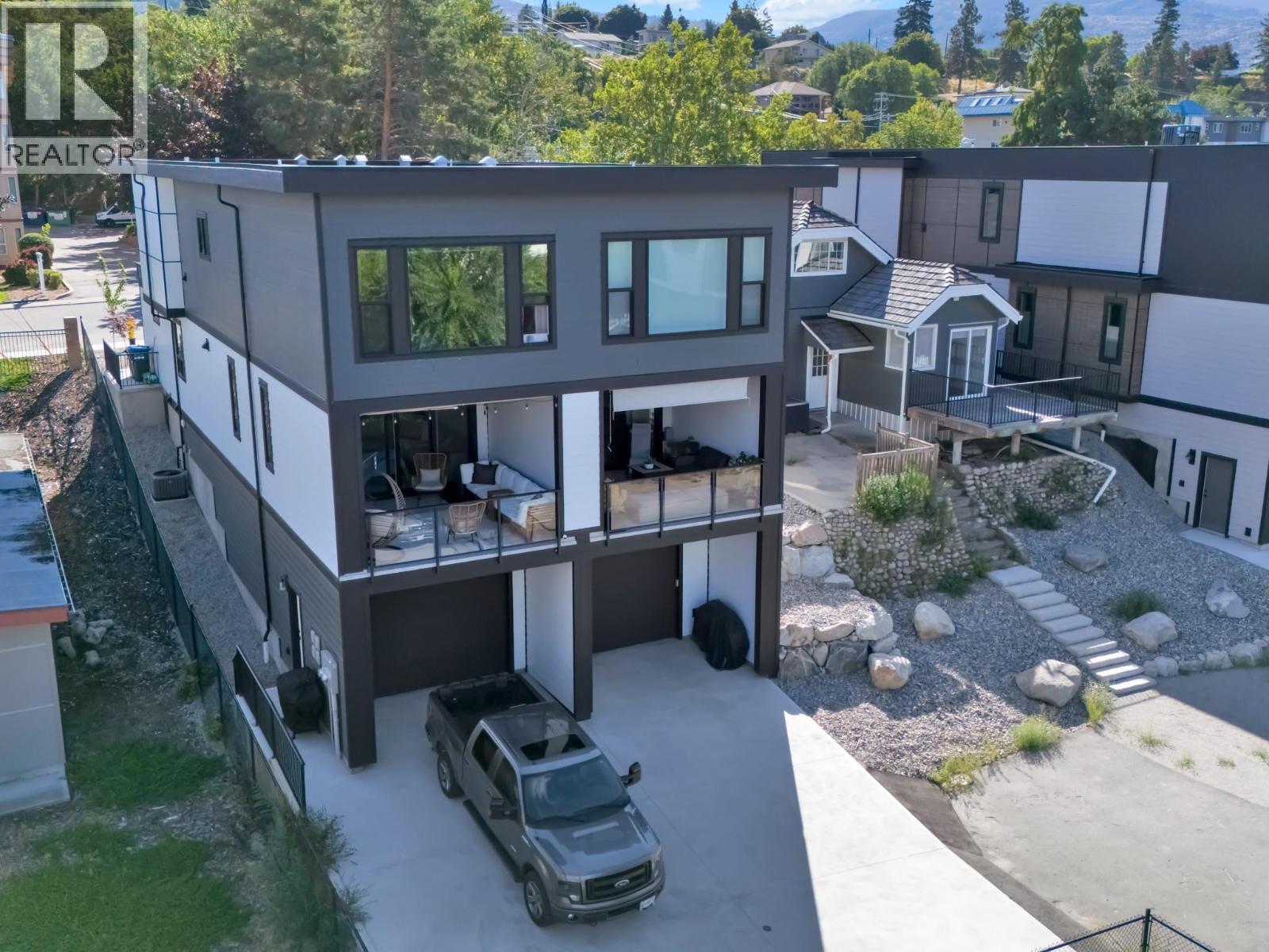 101 151 ABBOTT Street, Penticton
