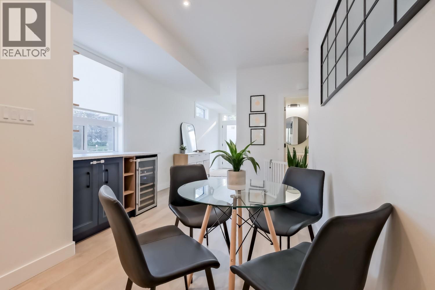 101 151 ABBOTT Street, Penticton