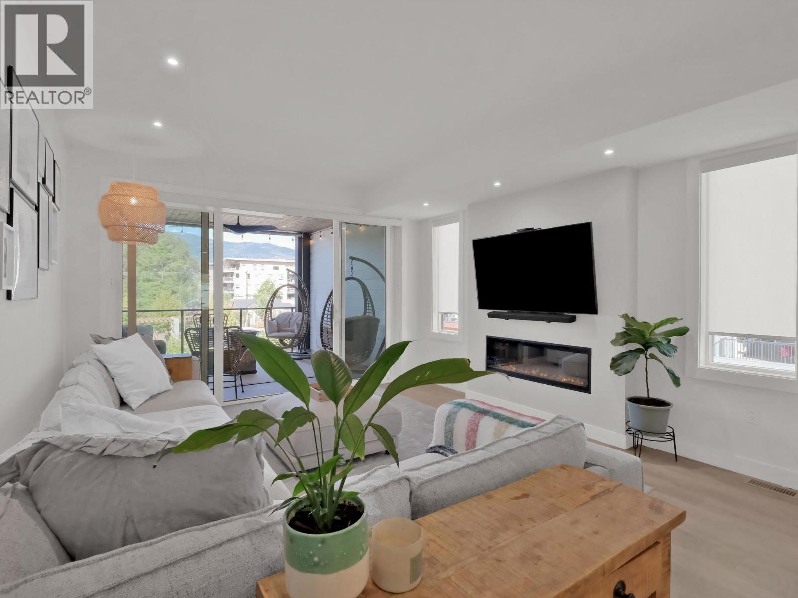 101 151 ABBOTT Street, Penticton