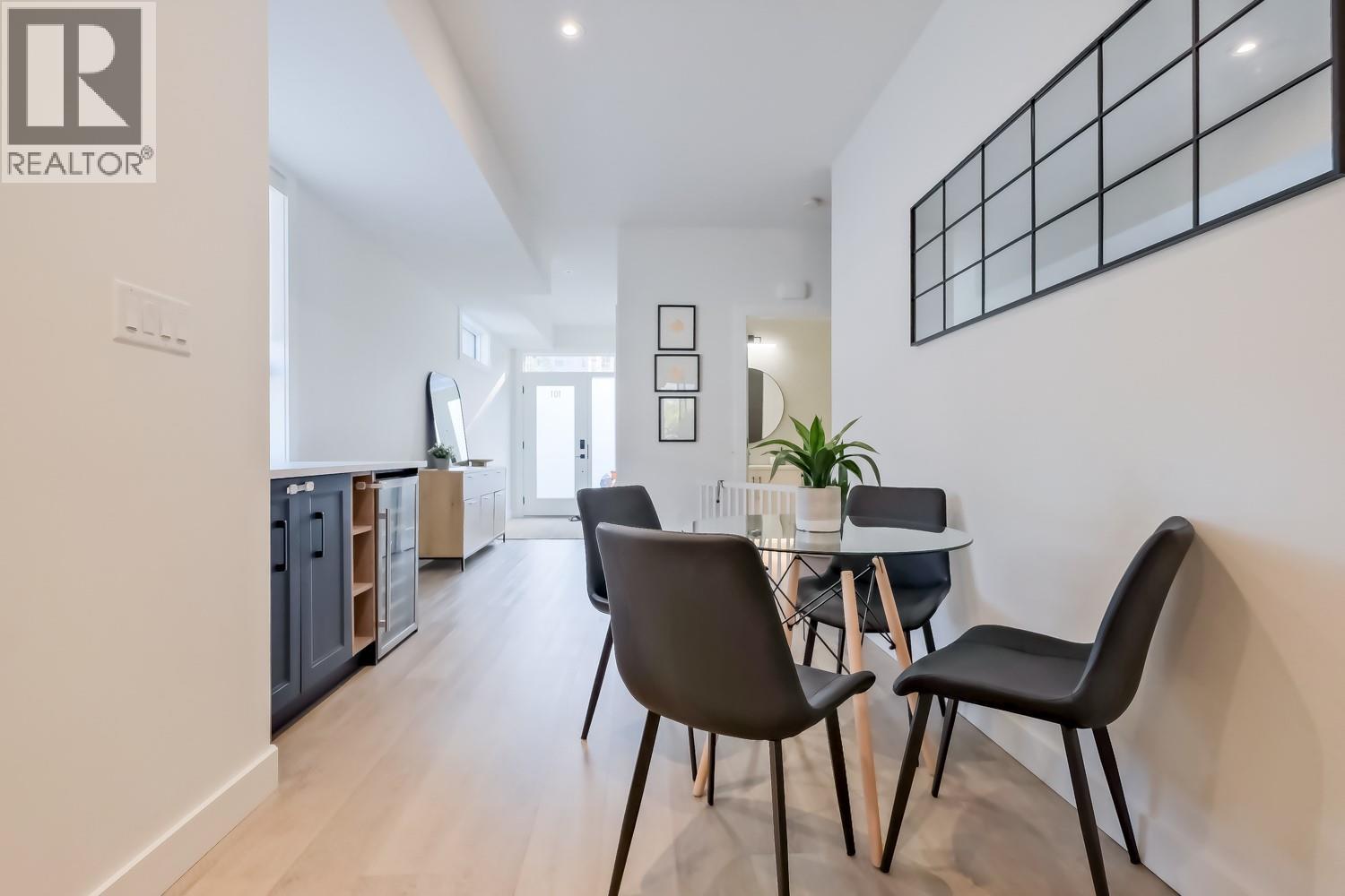 101 151 ABBOTT Street, Penticton