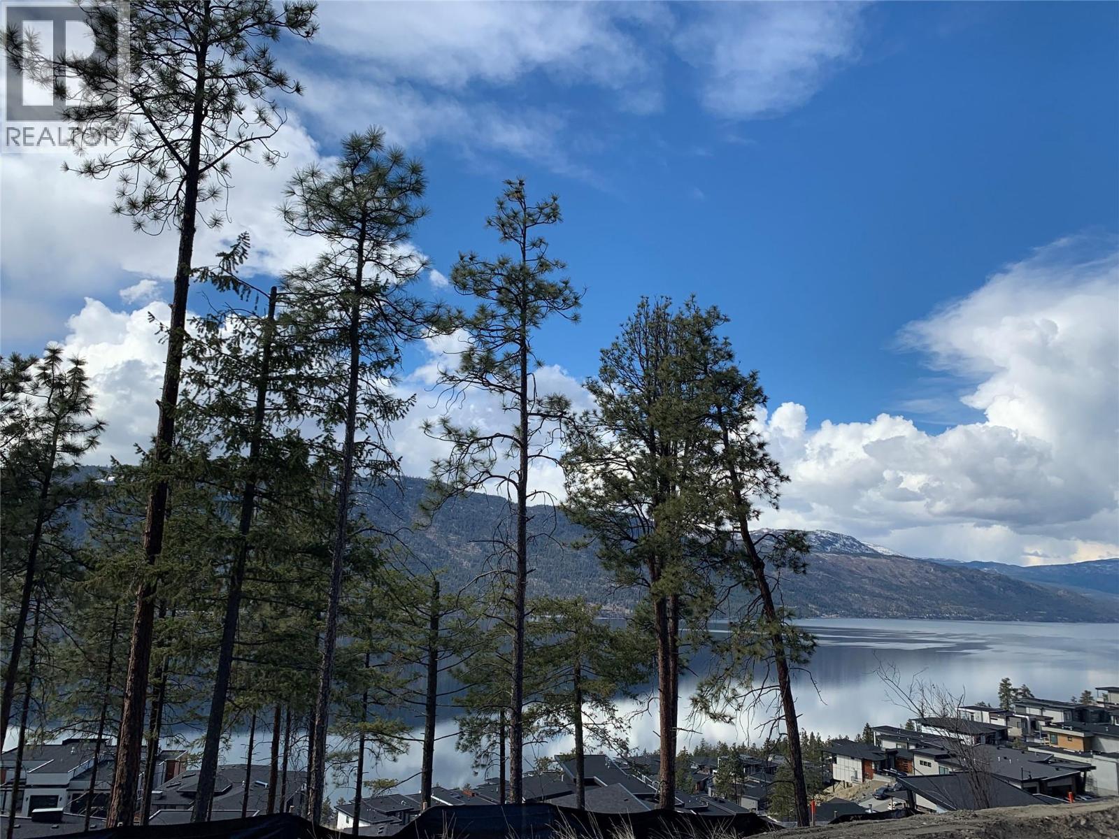 6 3700 McKinley Beach Drive, Kelowna