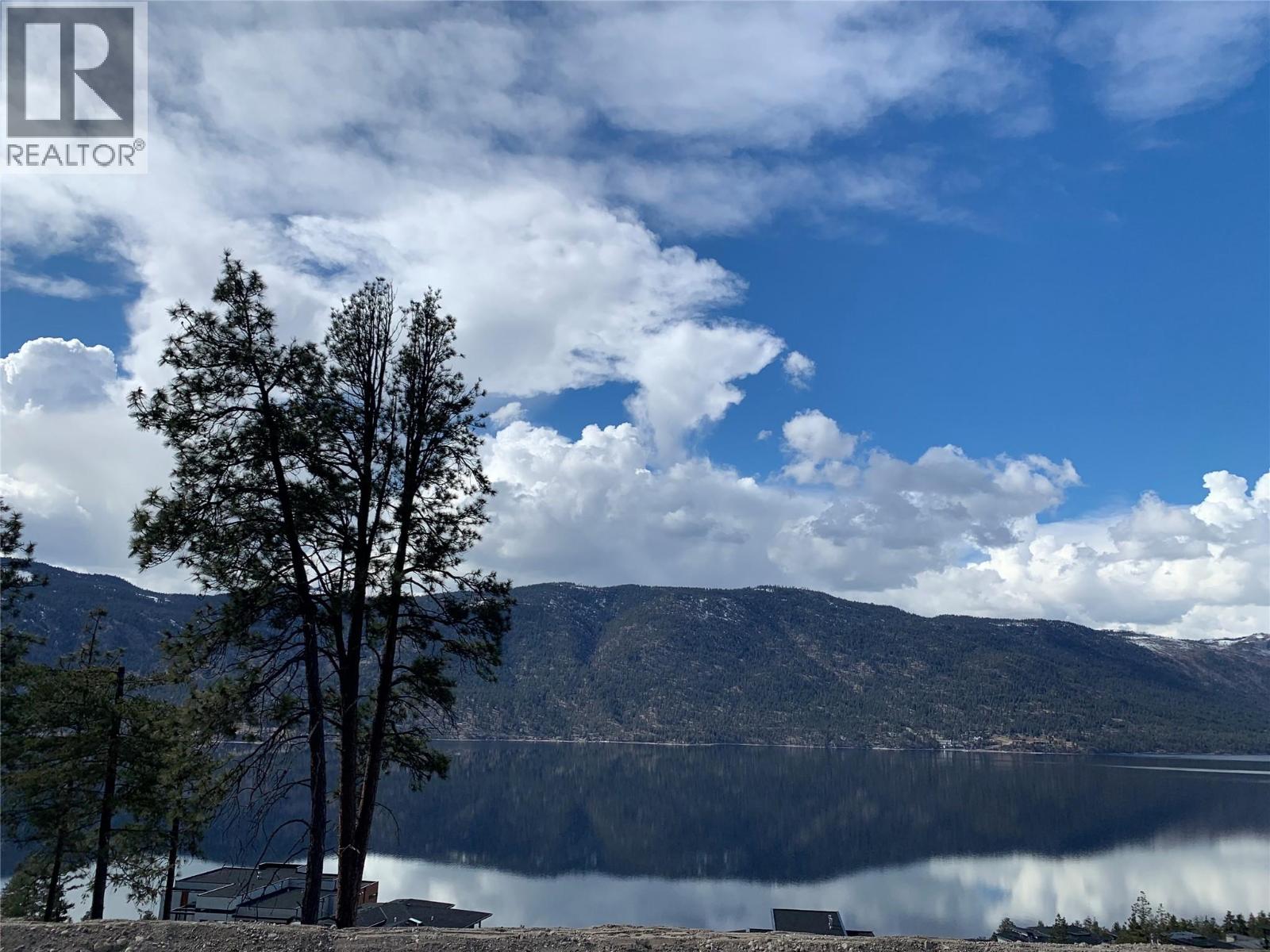 6 3700 McKinley Beach Drive, Kelowna