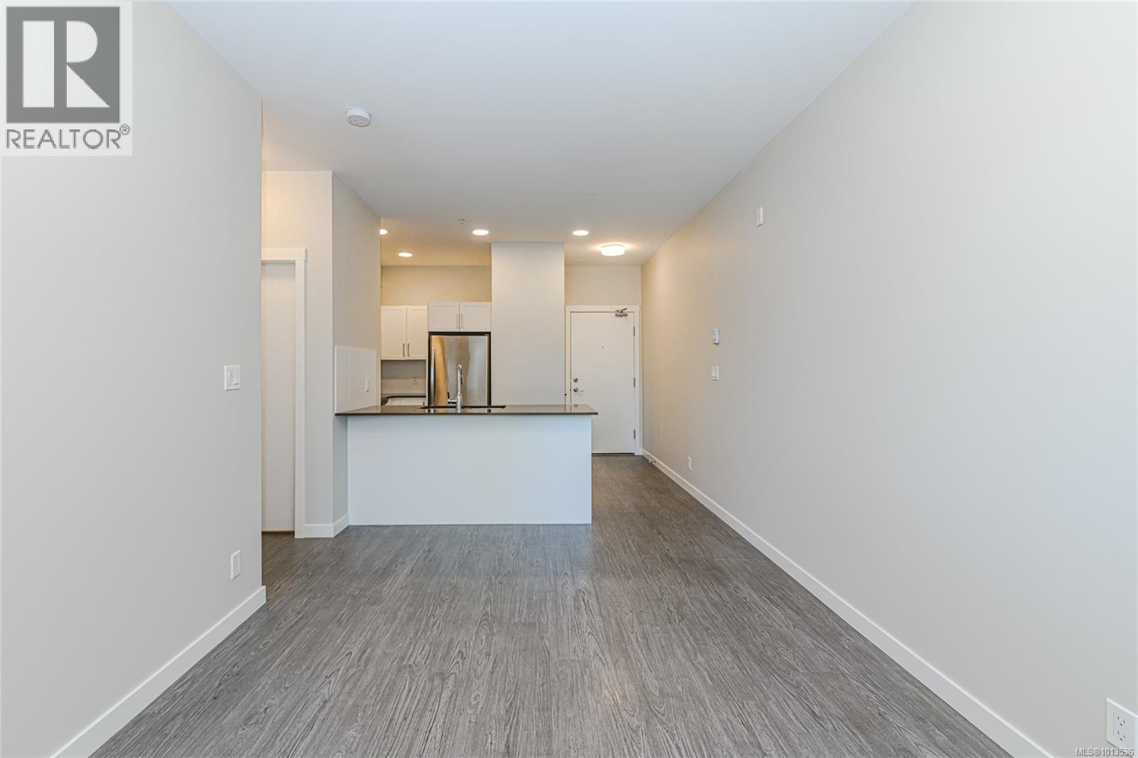 202 2843 JACKLIN Road, Langford
