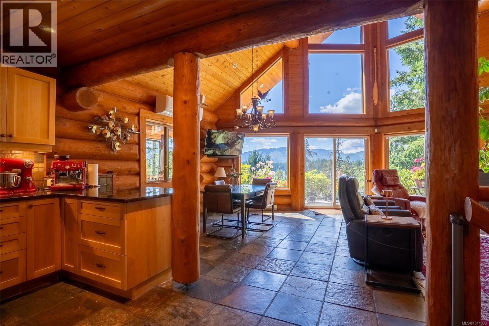 9215 Kestrel Dr, Lake Cowichan