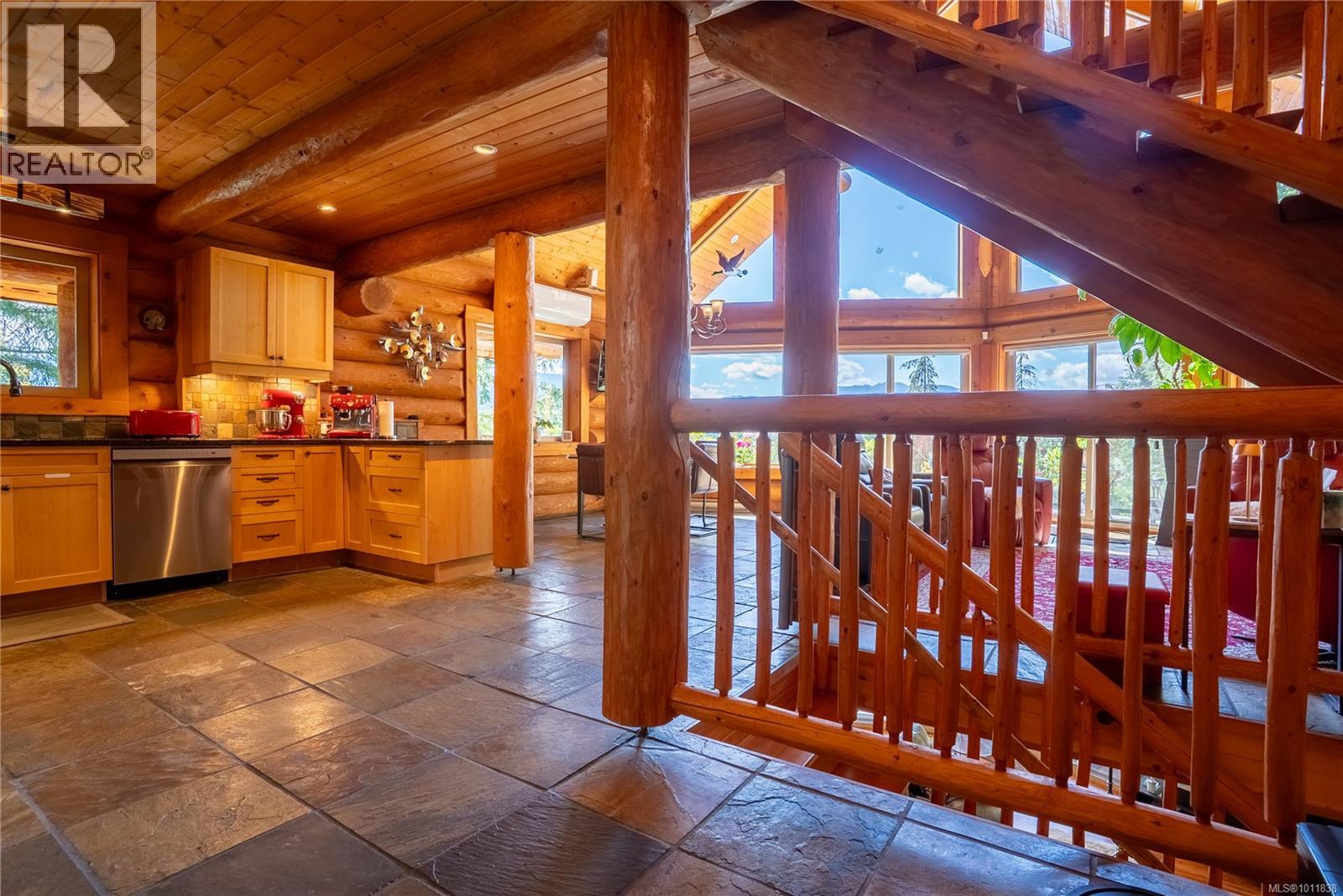 9215 Kestrel Dr, Lake Cowichan