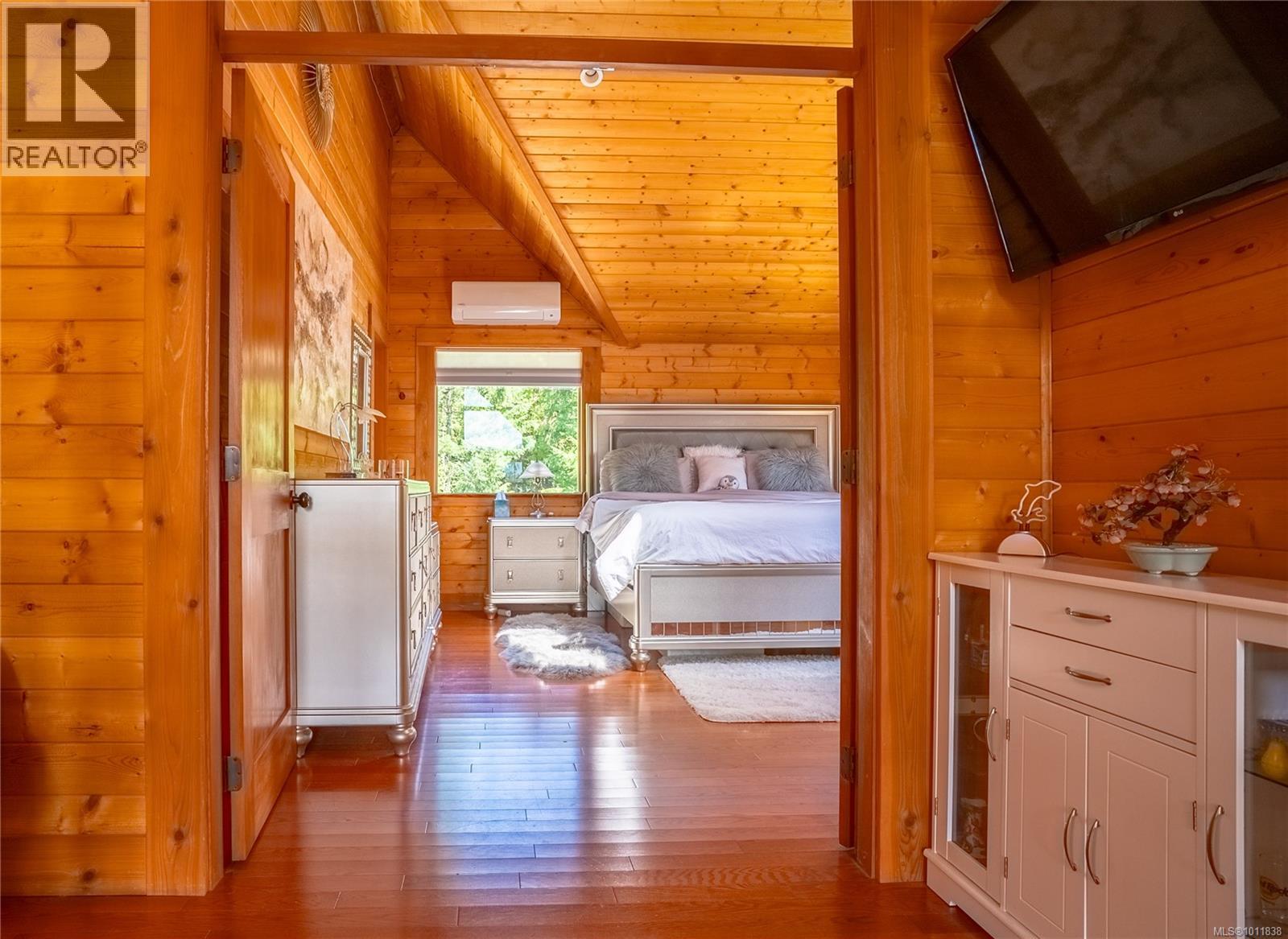 9215 Kestrel Dr, Lake Cowichan