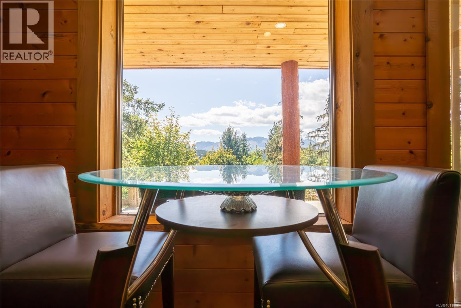 9215 Kestrel Dr, Lake Cowichan