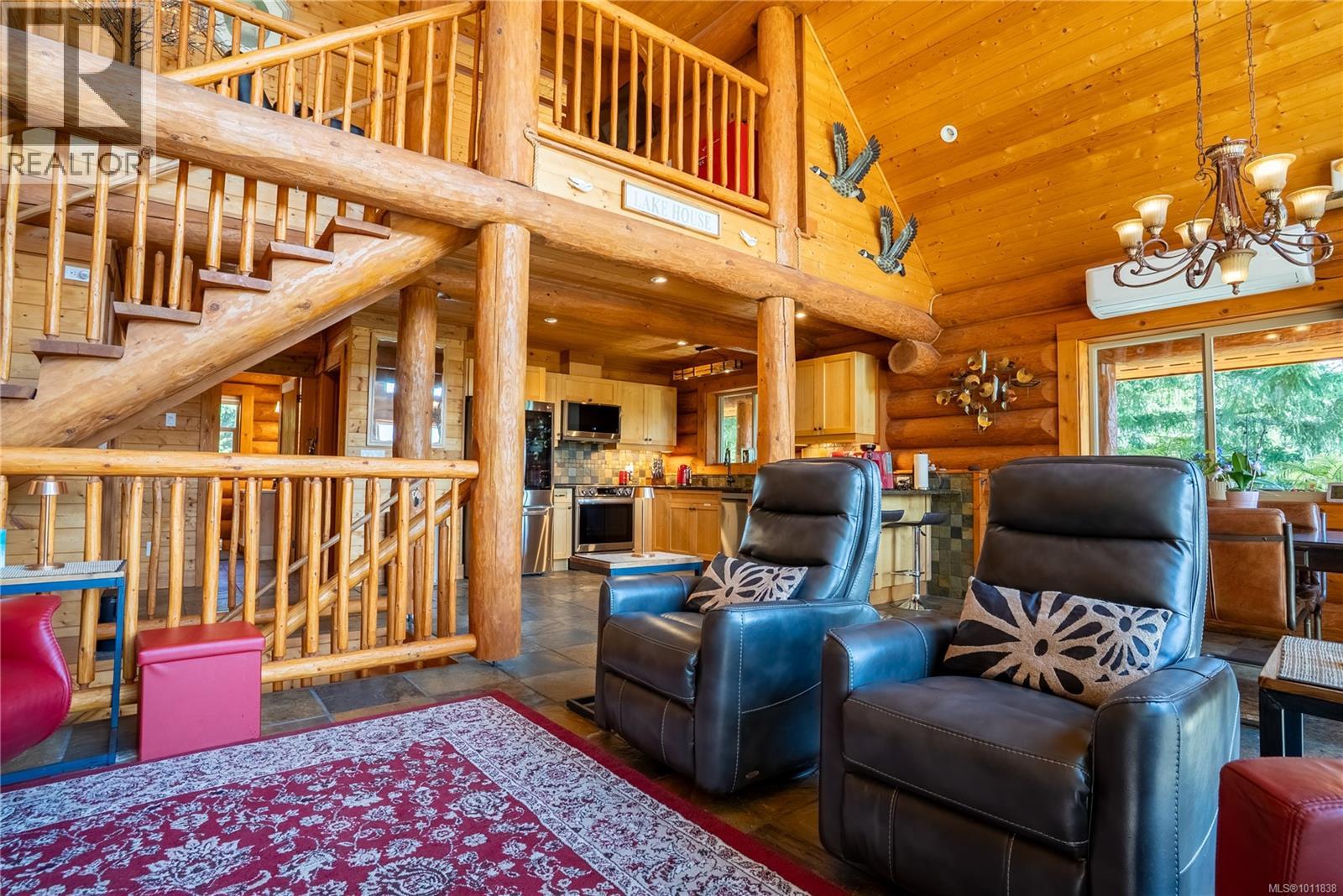 9215 Kestrel Dr, Lake Cowichan