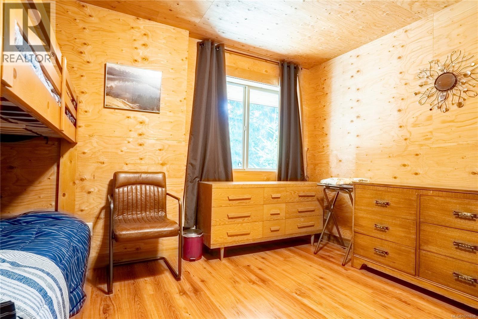 9215 Kestrel Dr, Lake Cowichan