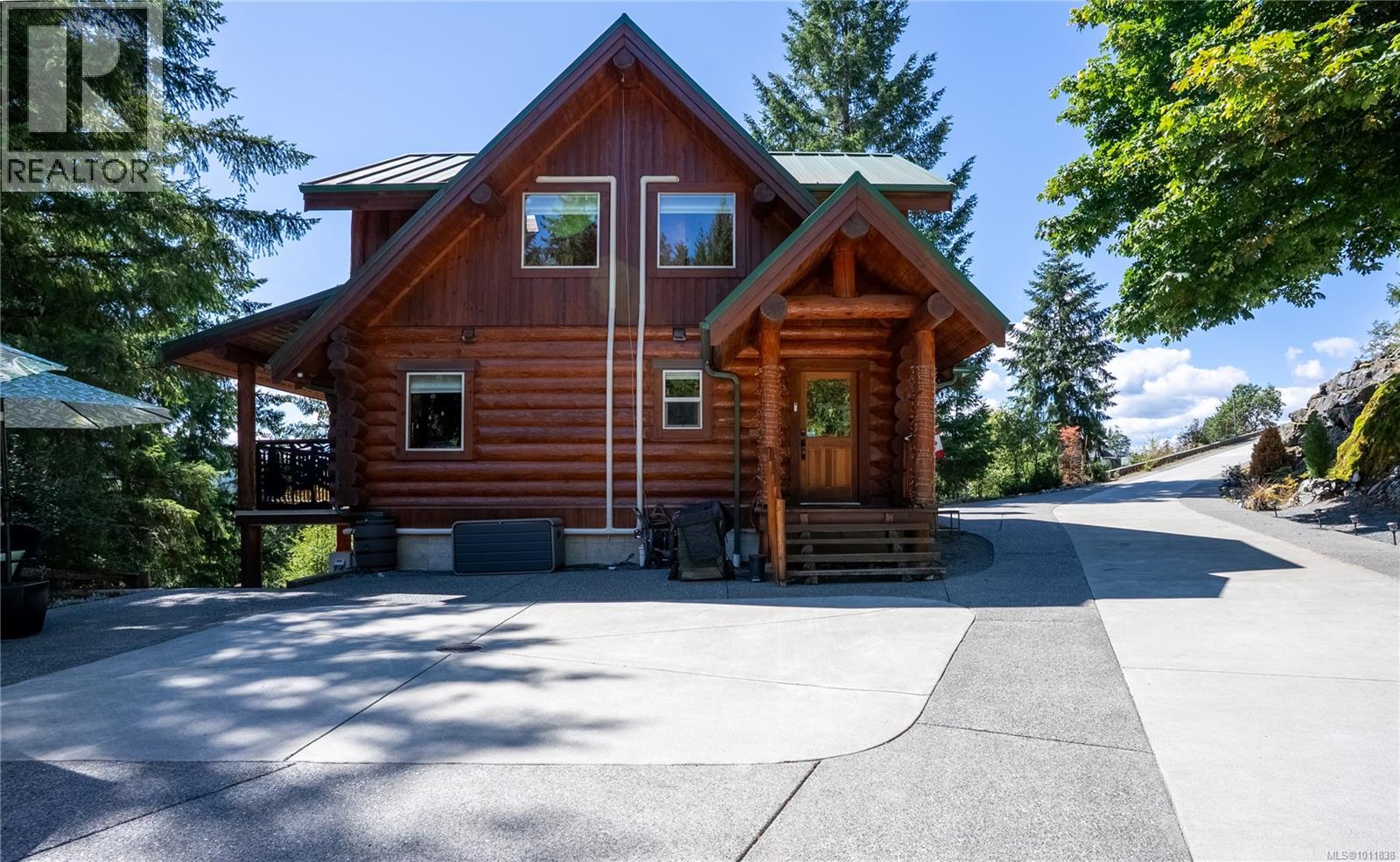 9215 Kestrel Dr, Lake Cowichan