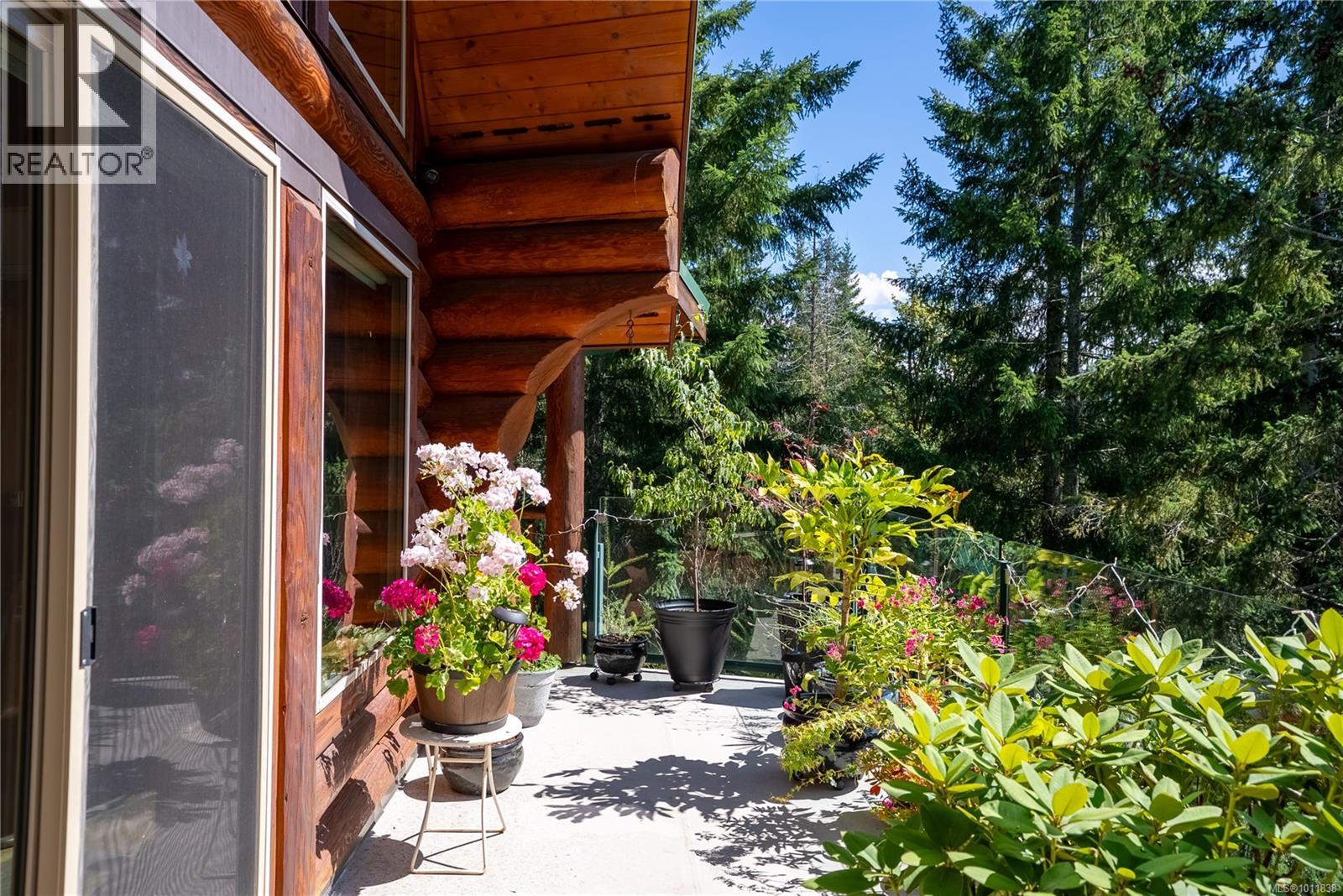 9215 Kestrel Dr, Lake Cowichan