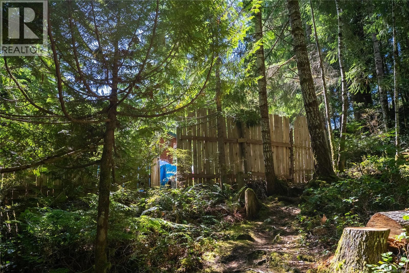 9215 Kestrel Dr, Lake Cowichan