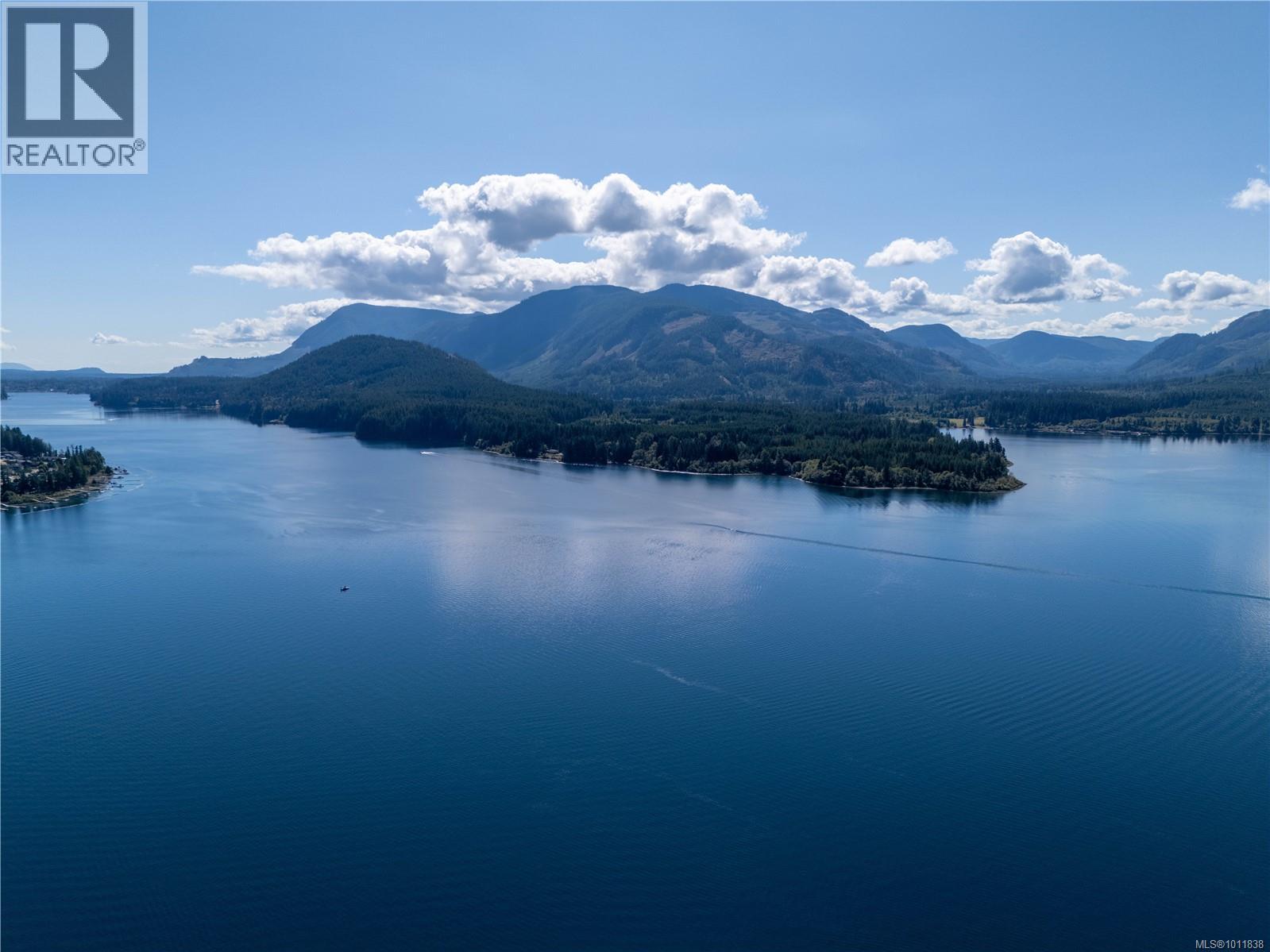 9215 Kestrel Dr, Lake Cowichan