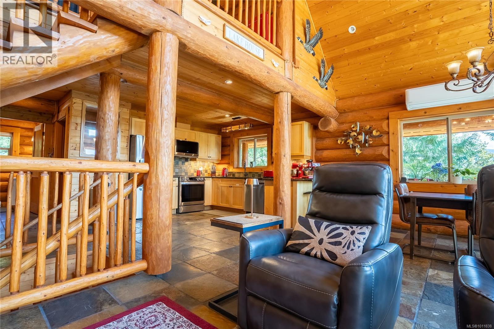 9215 Kestrel Dr, Lake Cowichan