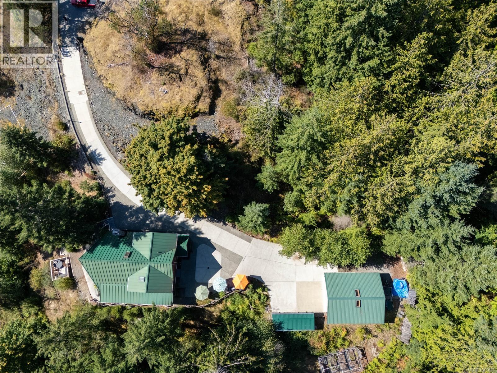 9215 Kestrel Dr, Lake Cowichan