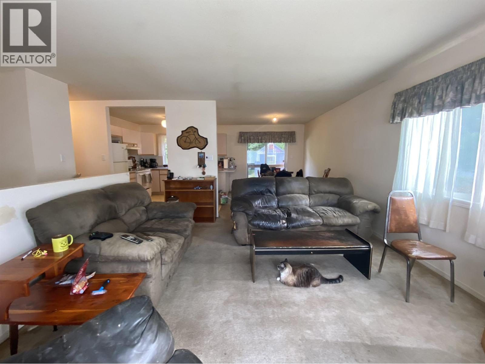 3678 HAWTHORNE AVENUE, Terrace