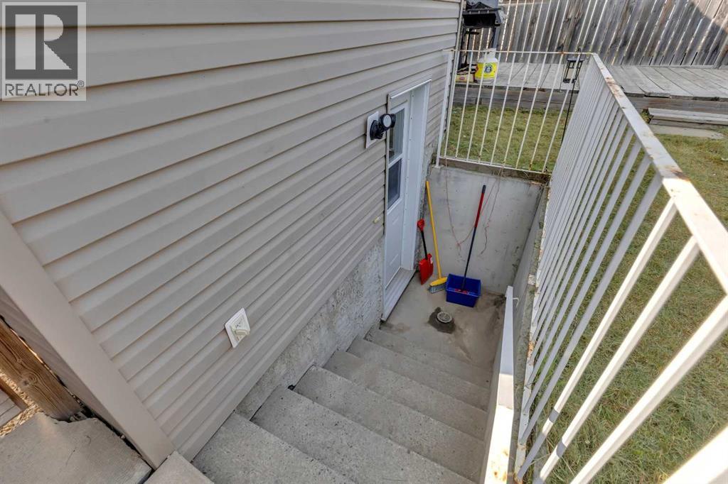 Single Family House Bi-level for Sale in  Martinvalley Crescent NE Martindale Calgary 