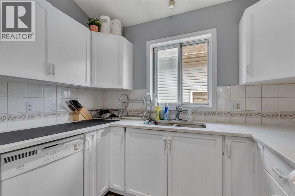 Single Family House Bi-level for Sale in  Martinvalley Crescent NE Martindale Calgary 