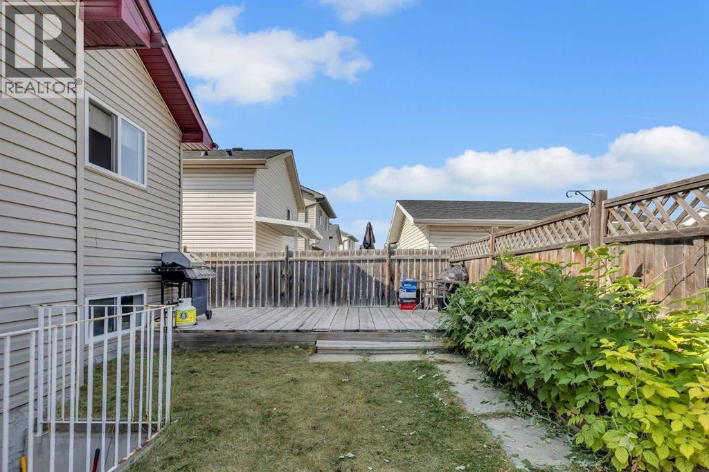 Single Family House Bi-level for Sale in  Martinvalley Crescent NE Martindale Calgary 