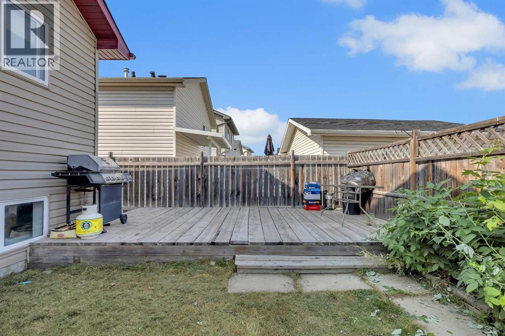 Single Family House Bi-level for Sale in  Martinvalley Crescent NE Martindale Calgary 