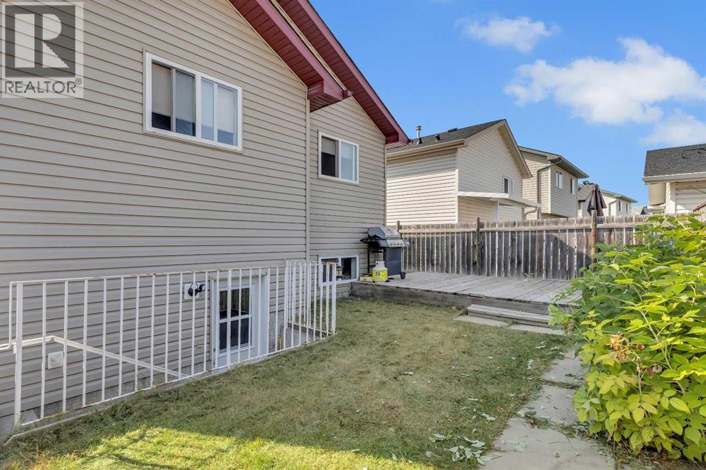 Single Family House Bi-level for Sale in  Martinvalley Crescent NE Martindale Calgary 