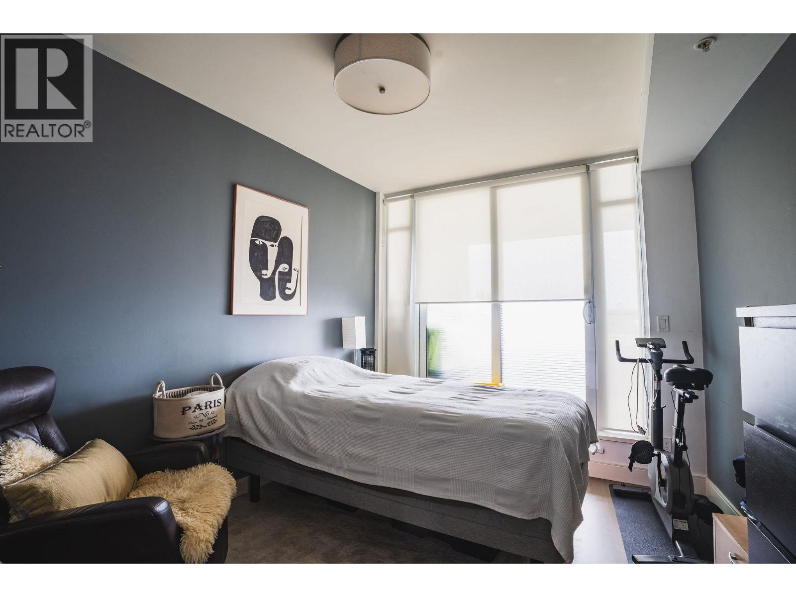 608 210 SALTER STREET, New Westminster