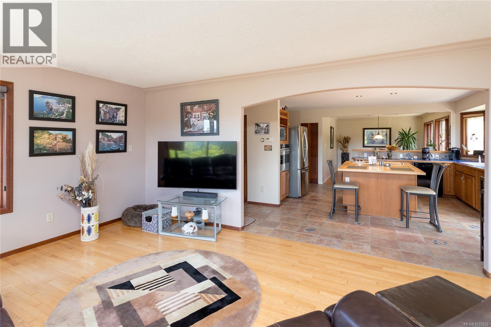 5154 Sooke Rd, Sooke
