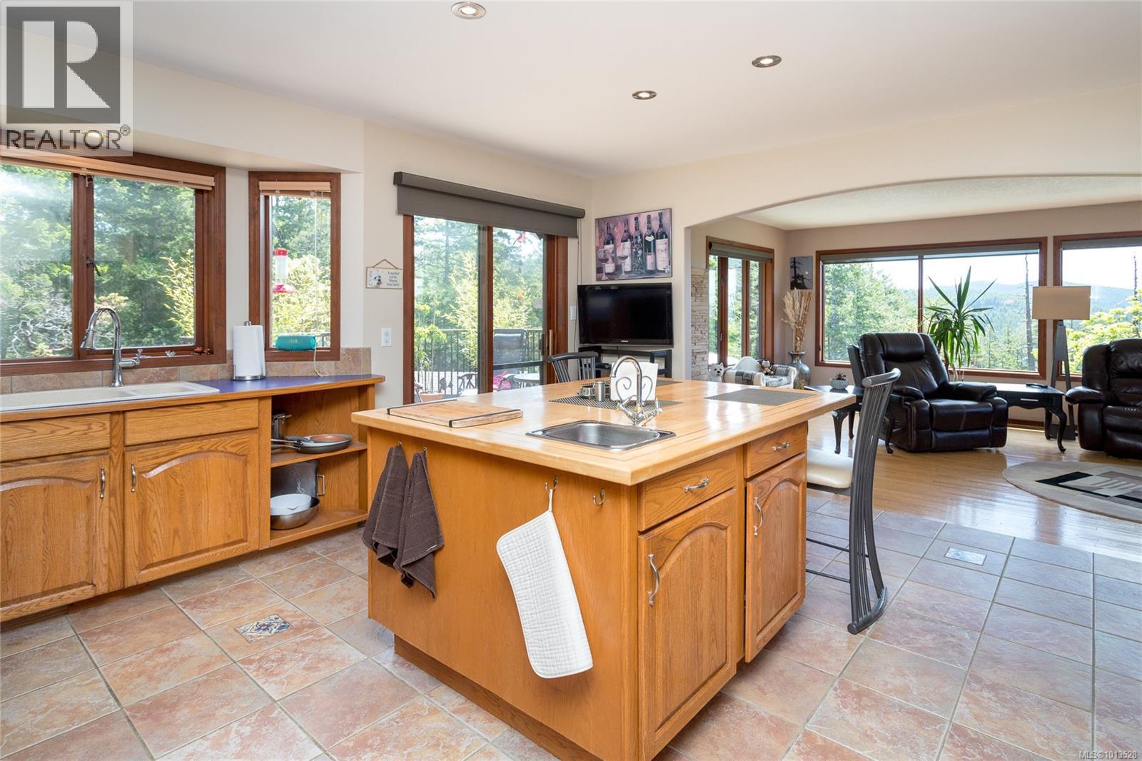 5154 Sooke Rd, Sooke