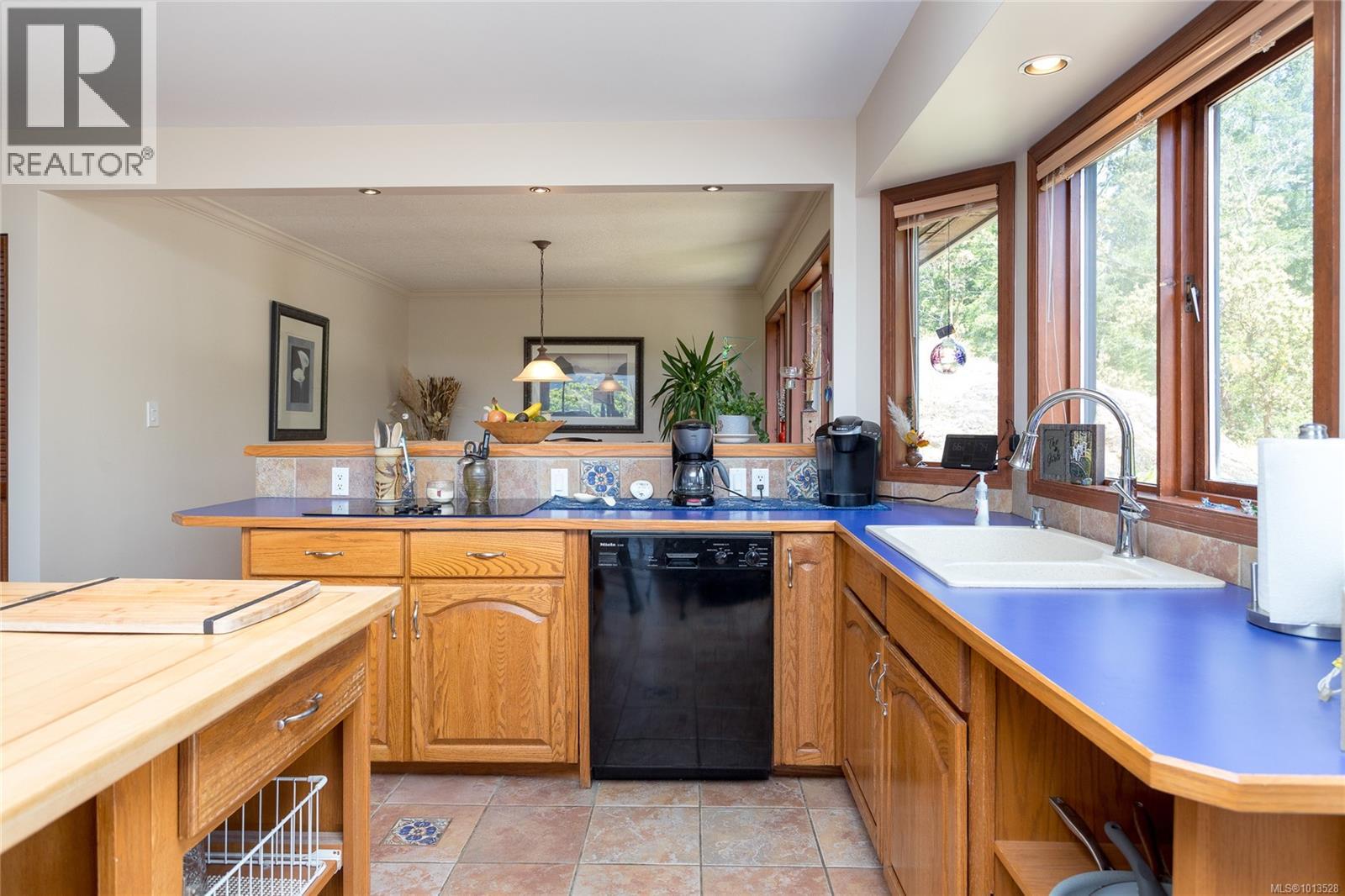 5154 Sooke Rd, Sooke