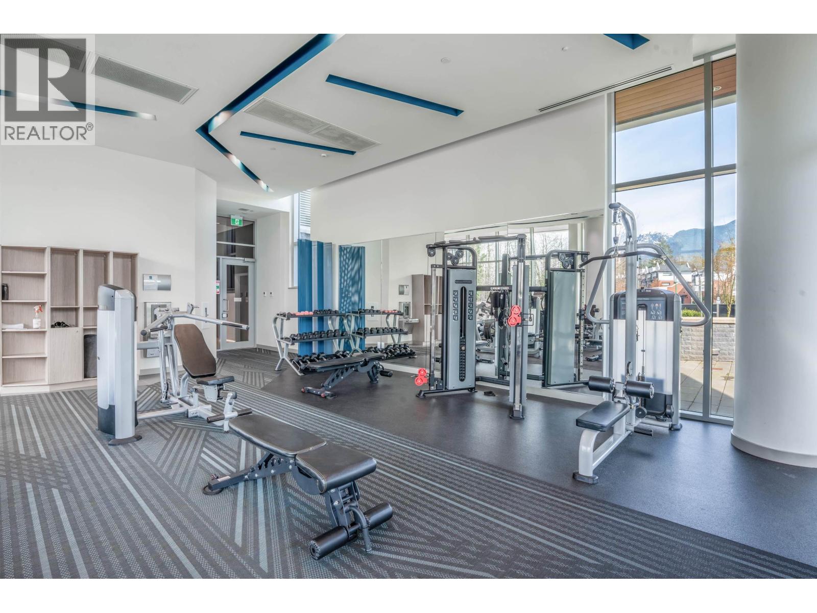 902 200 KLAHANIE COURT, West Vancouver