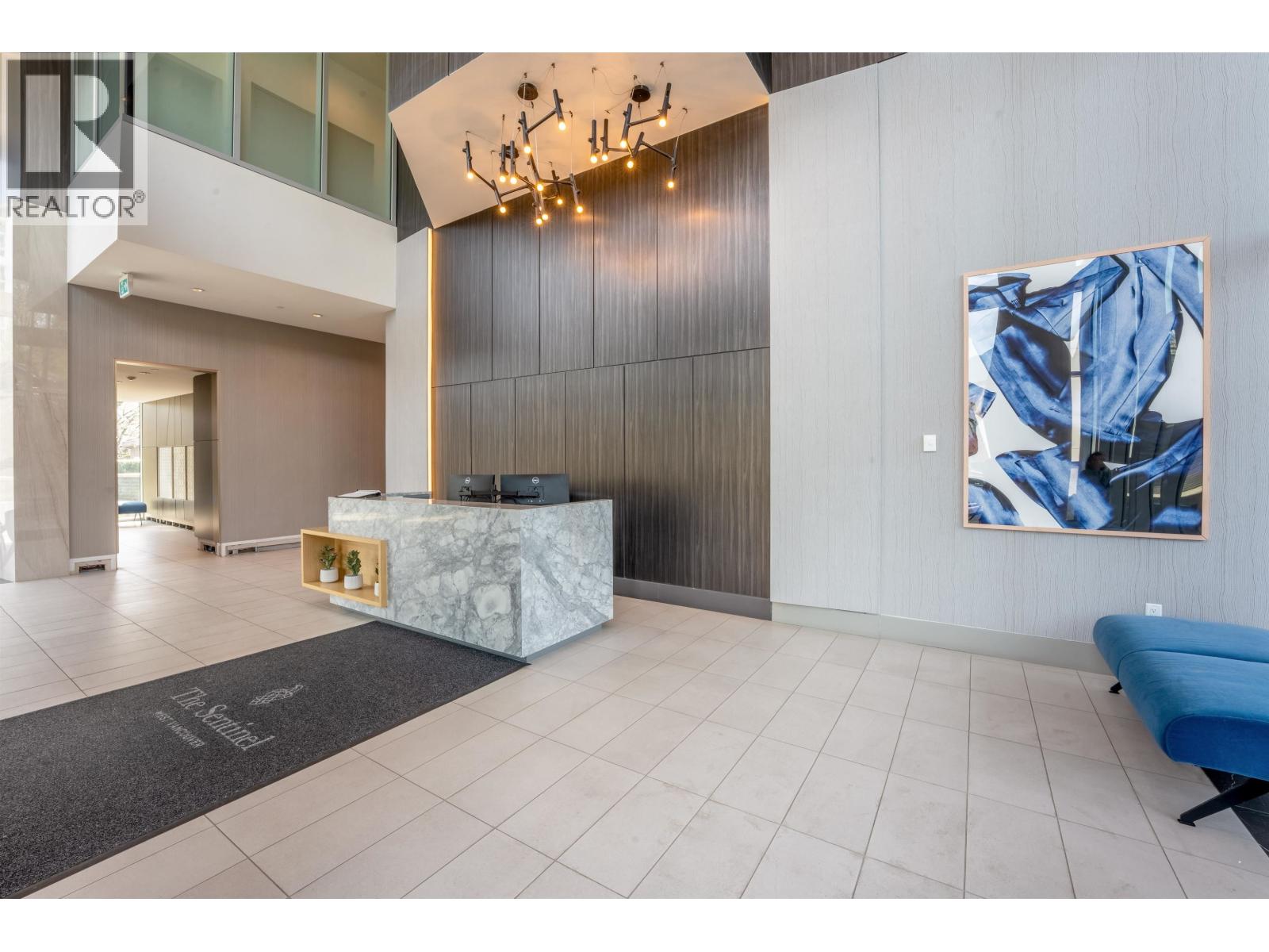 902 200 KLAHANIE COURT, West Vancouver
