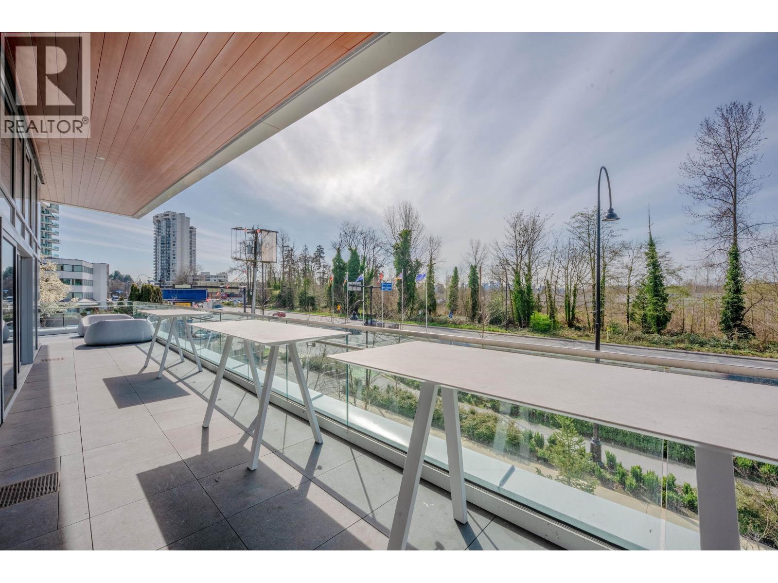 902 200 KLAHANIE COURT, West Vancouver