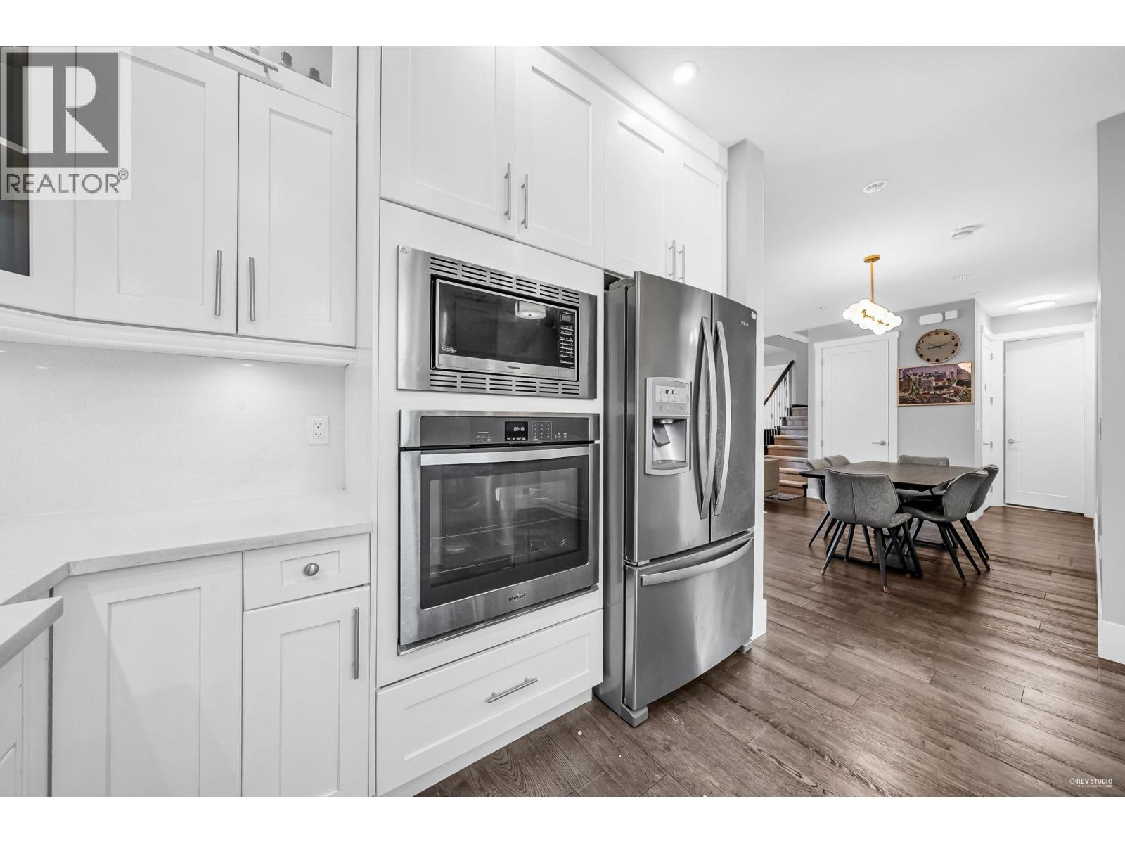 5488 CANADA WAY, Burnaby