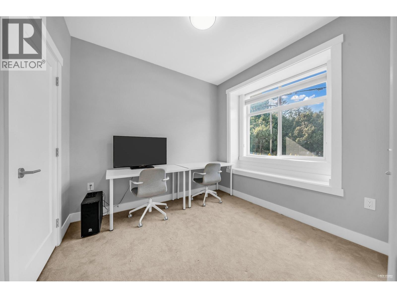 5488 CANADA WAY, Burnaby