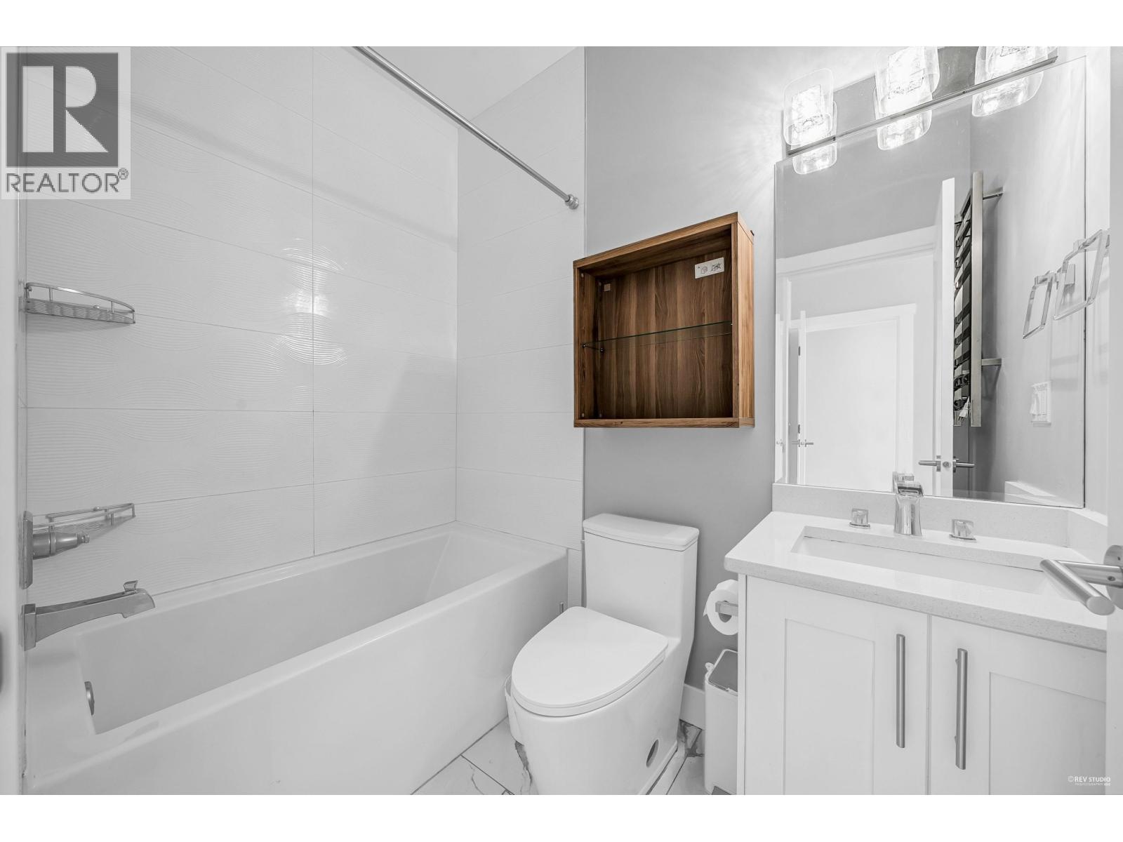 5488 CANADA WAY, Burnaby