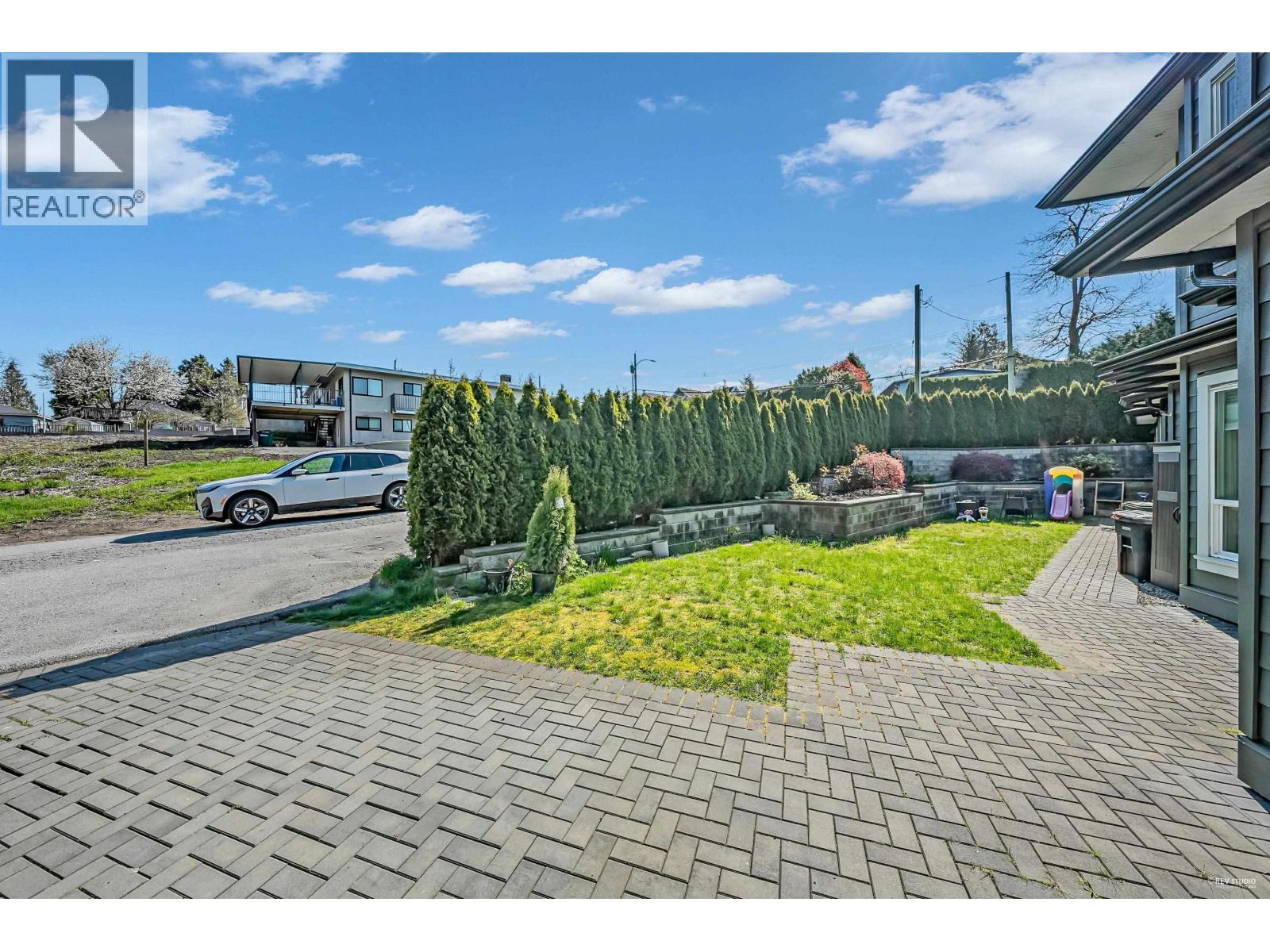 5488 CANADA WAY, Burnaby