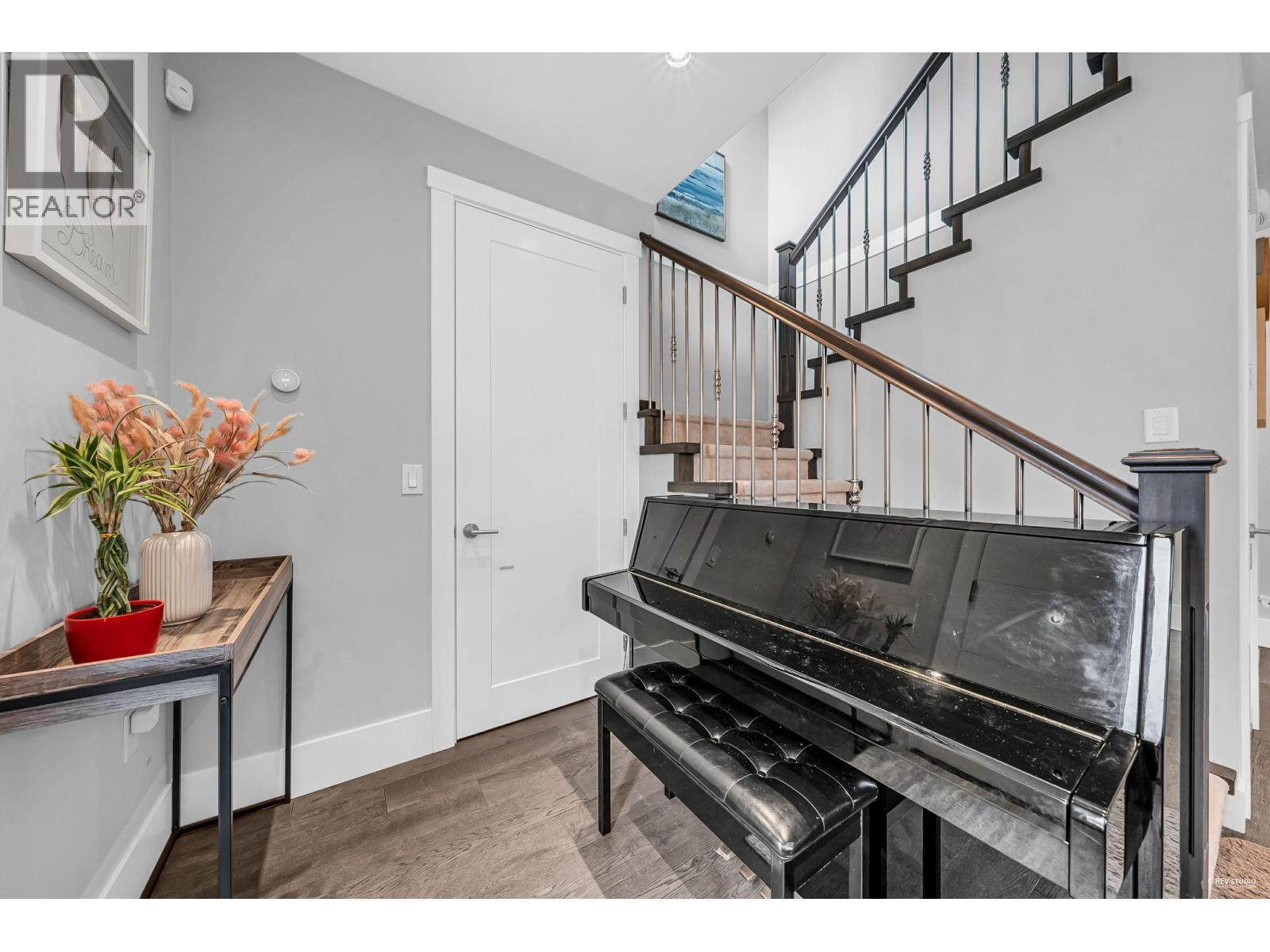 5488 CANADA WAY, Burnaby