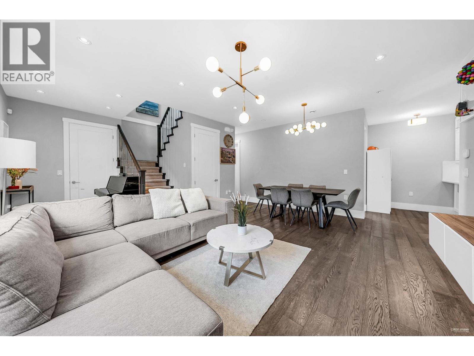 5488 CANADA WAY, Burnaby