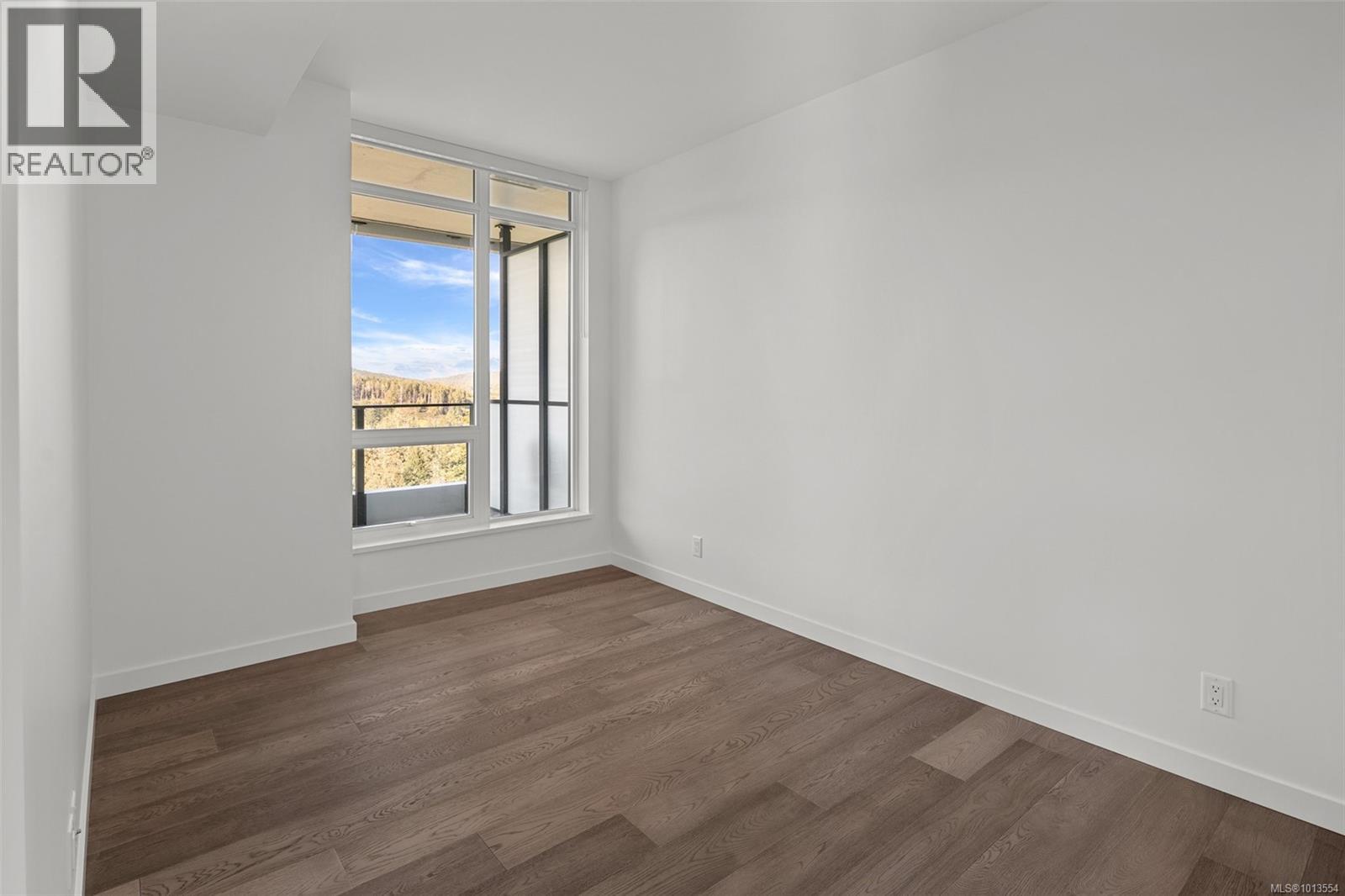 1118 2000 Hannington Road, Langford