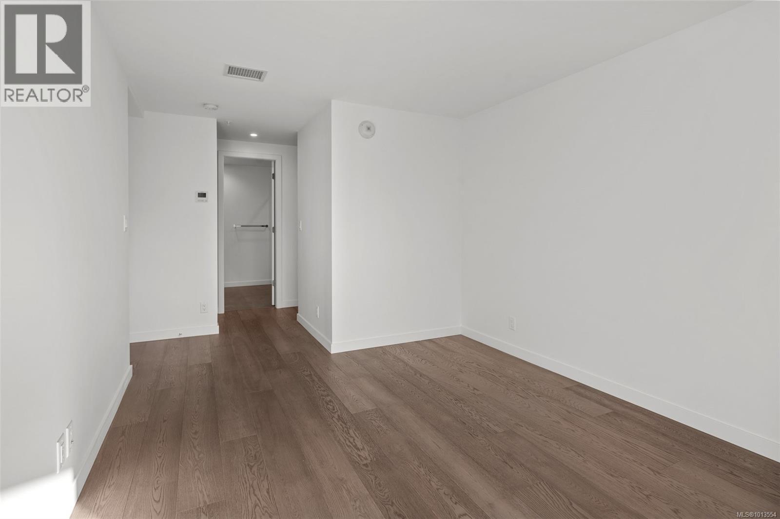 1118 2000 Hannington Road, Langford