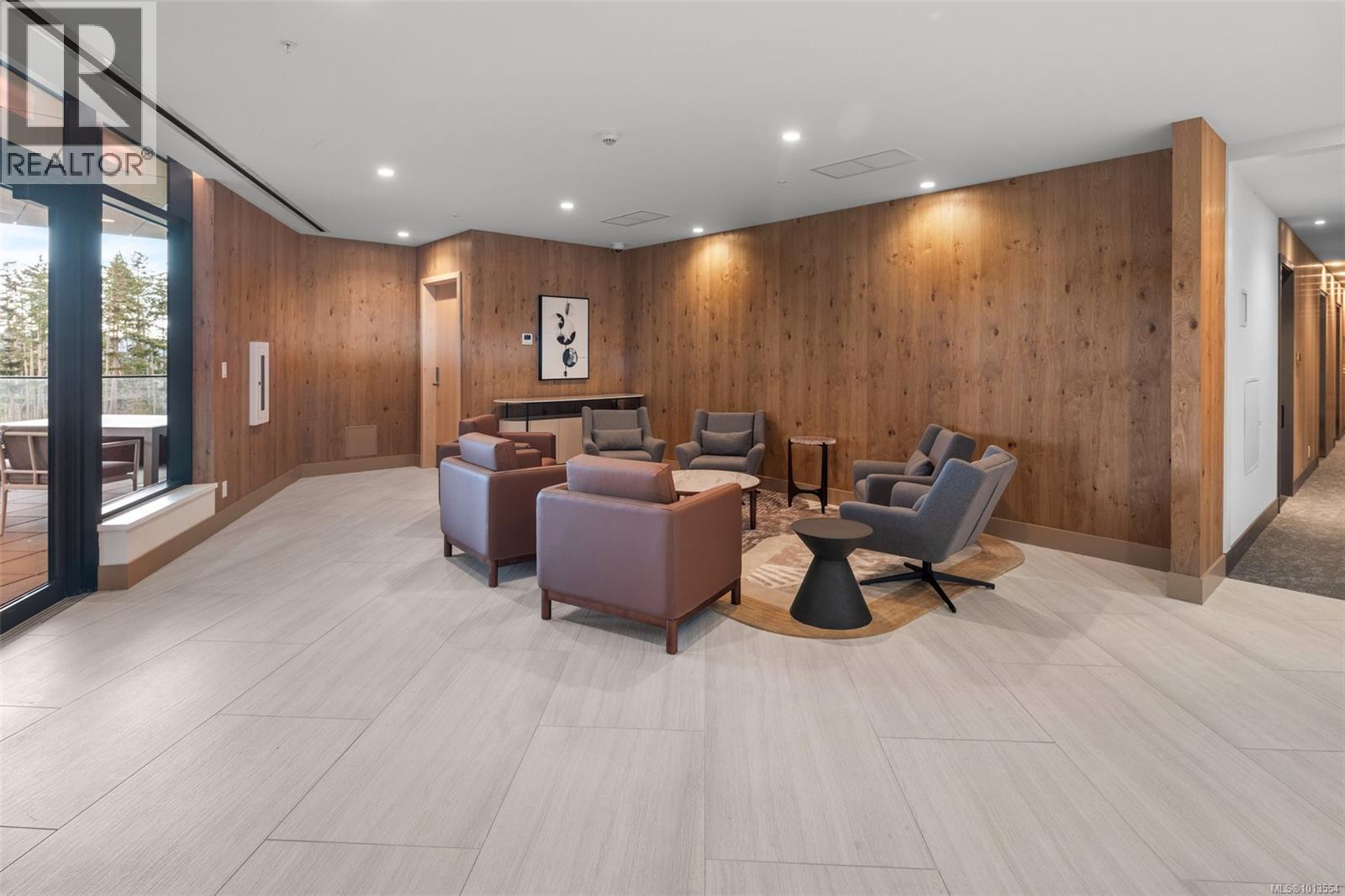 1118 2000 Hannington Road, Langford